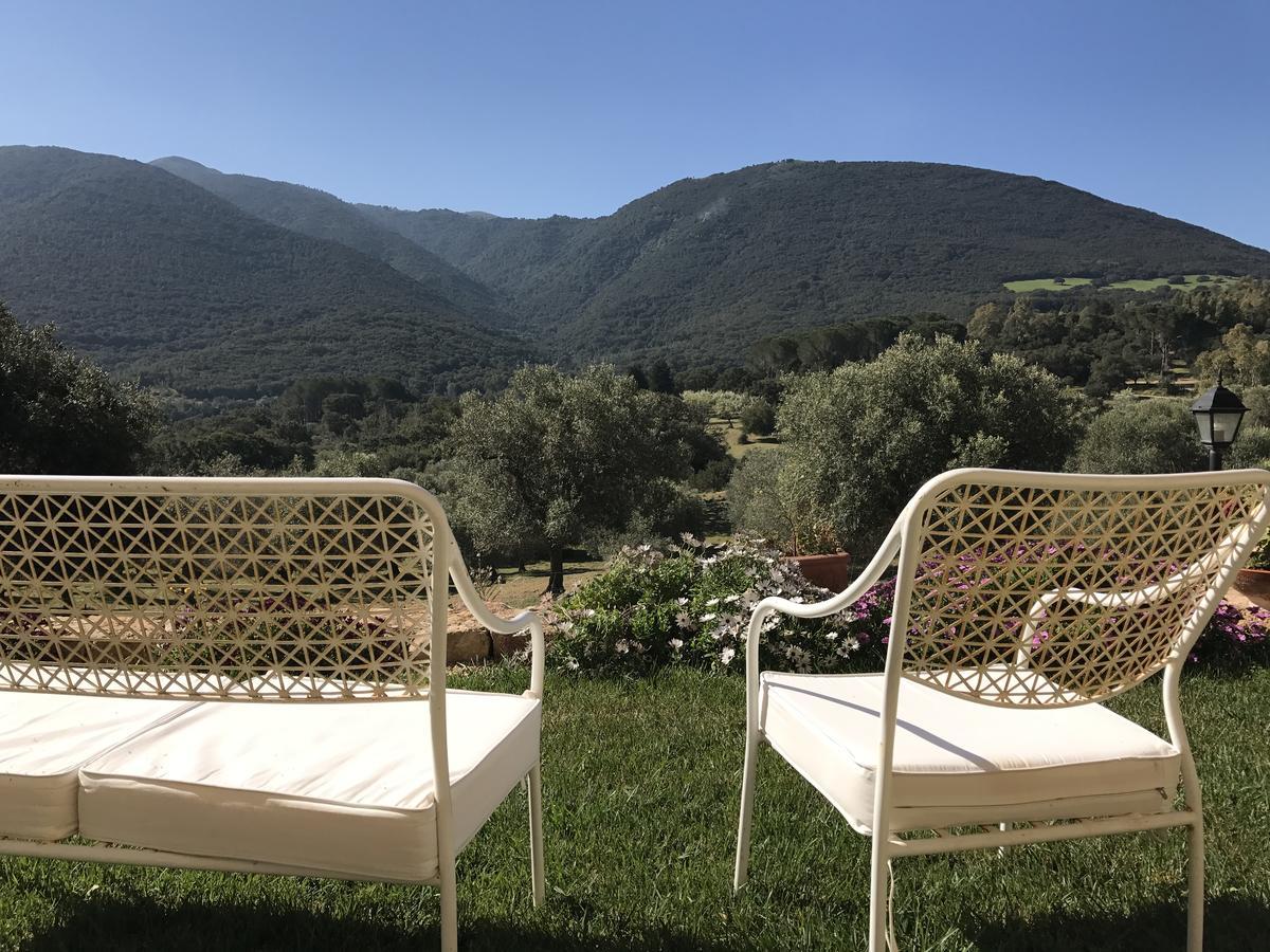 Agriturismo Is Conchisceddas Gonnosfanadiga Bagian luar foto