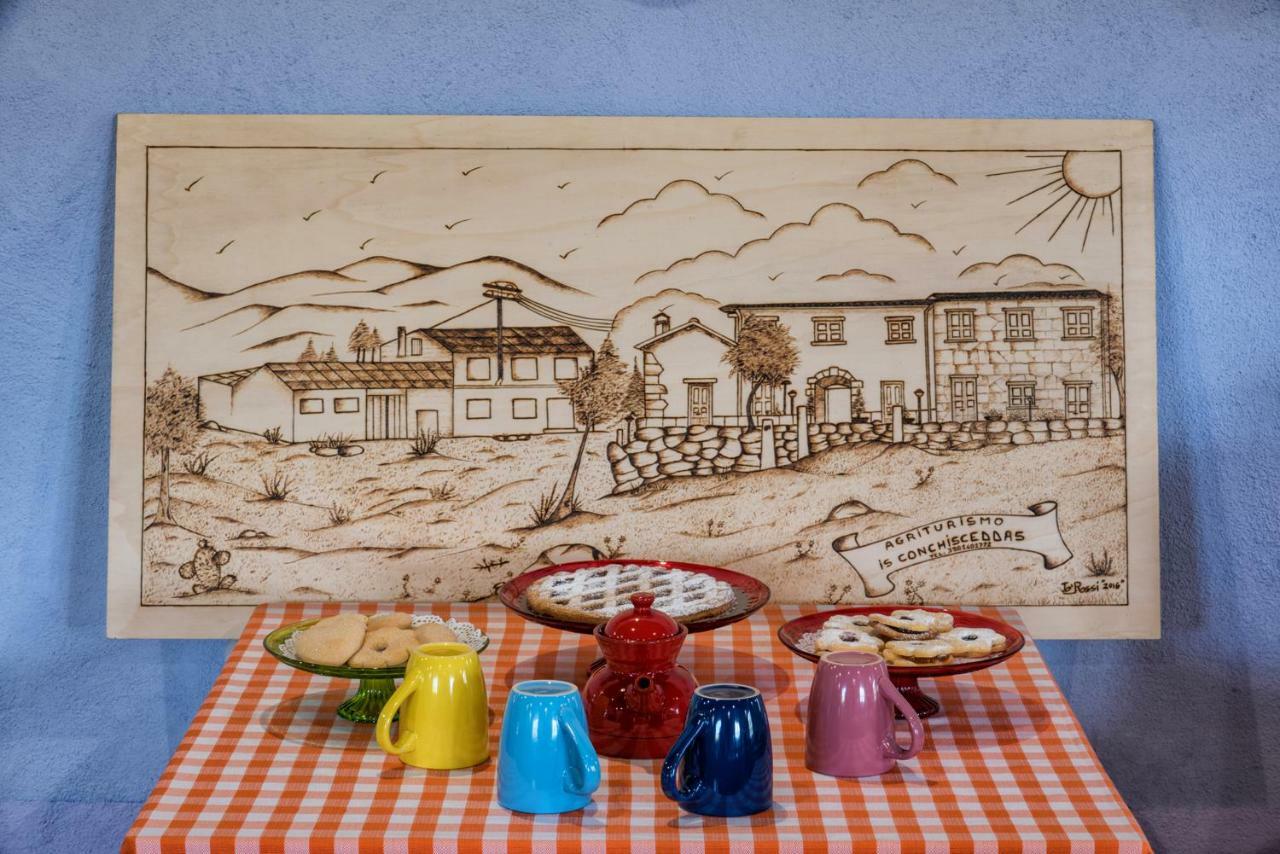 Agriturismo Is Conchisceddas Gonnosfanadiga Bagian luar foto